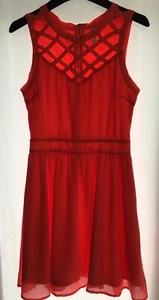 Damen/Junioren Xhilaration Kleid Größe S Cutouts vorne Reißverschluss hinten pfirsichfarben Reißverschluss - Bild 1 von 10