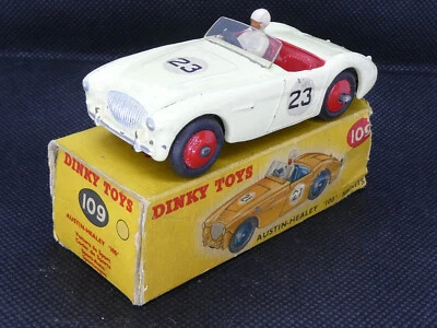 Dinky Toys 109 Austin Healey 100 Sports RN23 Competition Finish в коробке - Изображение 1 из 4