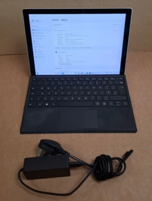 Microsoft Surface Pro 4 -Intel i5-6300u /256GB SSD/ 8GB RAM 12.3''-With Keyboard - Image 1 of 4