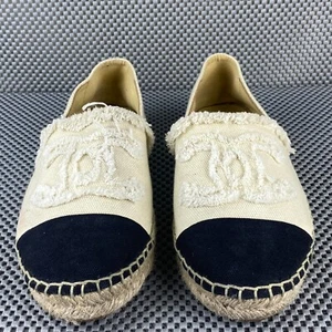 Chanel Espadrille Flats Womens Size 38 Beige Black CC Logo Slip On Made In Spain - Picture 1 of 13