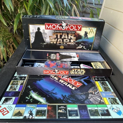 Star Wars Monopoly - Classic Trilogy Edition - very good used condition - Image 1 of 4