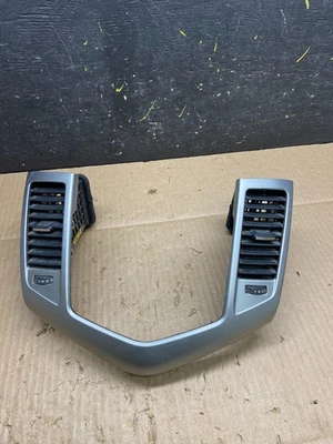 Chevrolet Cruze 2011-2015 tablero central bisel de ventilación de aire OEM V1392 DG Foto 1 de 4