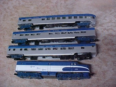 CON COR N GAUGE NICKEL PLATE ROAD Diesel #184 & PASSENGER CARS - Image 1 of 4
