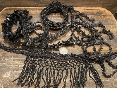 Antike VIKTORIANISCHE tiefschwarze Glasperlen HANDPERLEN Borte Applikationen TRAUER - C - Bild 1 von 4