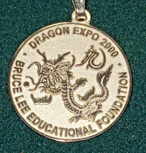 Vintage Bruce Lee Dragon Expo 2000 Educational Foundation Medaillon 24" Halskette - Bild 1 von 5