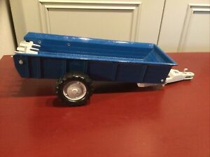 Vintage Ertl Blue Ford/New Holland Manure Spreader 1/16 In Great Working  Cond.