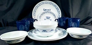 VINTAGE Corelle Dinnerware BLUE HEARTS 20 Piece Set - Picture 1 of 4