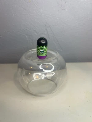 Hulk Bean #4 2004 Marvel Vintage Mighty Beanz Moose Enterprise - Image 1 of 3