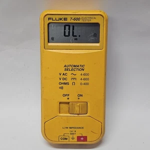 Fluke 7-600 Tester Elettrico Misuratore Multimetro Automatico NO CAVI BUONE CONDIZIONI - Foto 1 di 4
