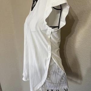 Top Lululemon Just Pleat It manica corta taglia 2 18” pit to pit bianco atletico - Foto 1 di 5