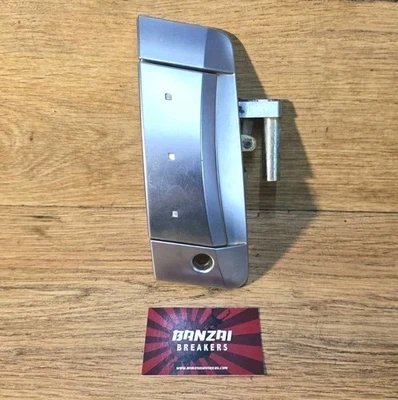 Nissan 350Z Z33 2003 VQ35DE RHS PUERTA CONDUCTOR MANIJA EXTERIOR MONTAJE  Foto 1 de 4