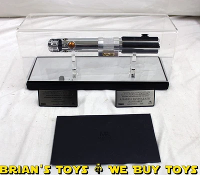 Réplicas maestras de Star Wars ROJOS Anakin Skywalker sable de luz LE 3850/4500 ¡SIN PRECIO DE RESERVA! Foto 1 de 4