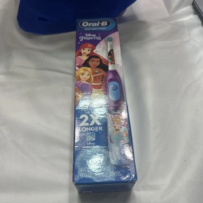 Oral-B DISNEY PRINCESS Battery Powered Kids Toothbrush with Magic Timer! - Image 1 of 4