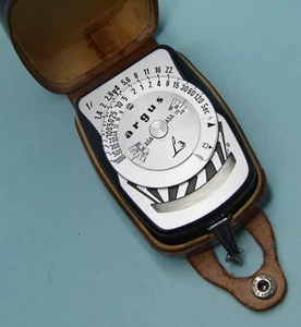 Vintage ARGUS L3 Exposure Meter With Leather Case - Picture 1 of 3