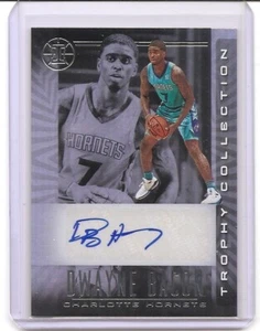 2019-20 Panini Illusions Dwayne Bacon Trophy Collection Auto Card Hornets - Imagen 1 de 2