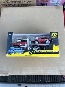 Maisto Muscle Machines Transport C60 FLATBED  Red 1969 CAMARO SS  1:64 Model 02
