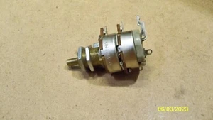 1972 Bendix AM/FM Unv. Radio Shaft Mount Power / Vol Control Assm 4082601-0002 - Picture 1 of 4