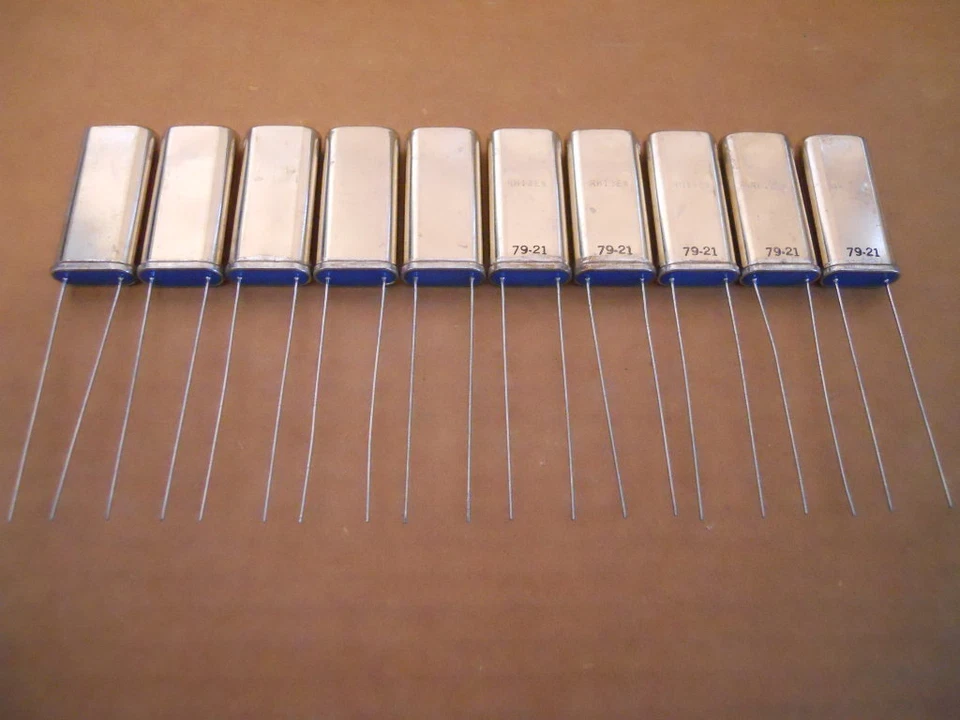 XTAL 88.650 KHz Lot of (10) Crystal Oscillators NEW RARE VINTAGE Ham Military - Image 1 of 1