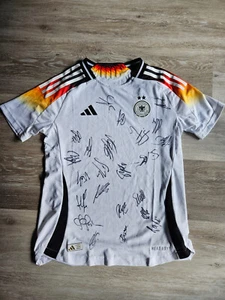 DFB Heimtrikot 2024 Damen Frauen - unterschrieben vom kompletten Kader | Größe S - Bild 1 von 11