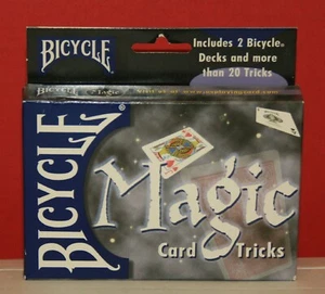 Juego de 2 barajas de cartas mágicas de bicicleta con instrucciones para 20 trucos - Imagen 1 de 2