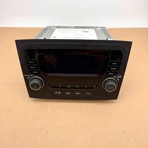 OEM 15-17 Ram Promaster City Tradesman Audio CD FM Radio Pantalla y Receptor - Imagen 1 de 10