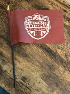 Bandera de escritorio Alabama 10,5” de alto 2012 Back to Back National Champions Roll Tide BAMA - Imagen 1 de 4