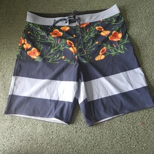 VANS Board Shorts Floral multi-color Men's ’s 32 Pocket Stretch Drawstring  - Picture 1 of 4