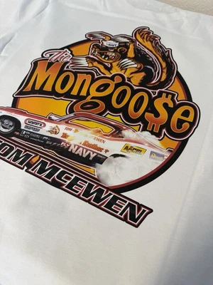 Camiseta Tom the MONGOOSE McEwen NAVY Duster Funny Car (302) Foto 1 de 4