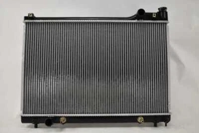 Radiador OSC 1307 se adapta a 92-95 Mazda 929 Foto 1 de 2