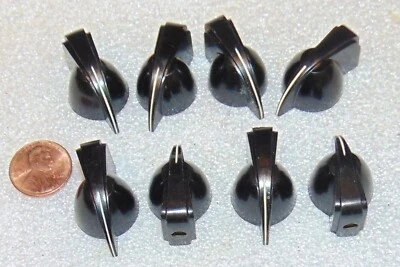 NOS VINTAGE MATCH SET (8) CHICKEN HEAD KNOBS BRASS CENTER *SCREW BAKELITE USA *P - Image 1 of 2