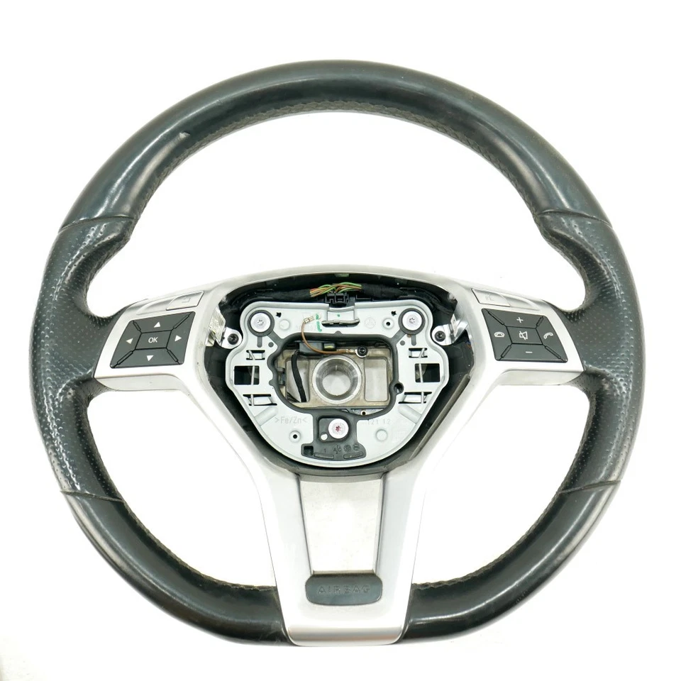 Lenkrad Mercedes-Benz C-Klasse 204 (W/S/C), OEM A1724605903 - Bild 1 von 4