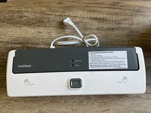 Foodsaver Seal-a-Meal V100 Vacuum Food Sealer New No Bags NEW! Tested Works - Picture 1 of 4