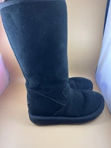 UGG Women's Black Solid Suede Mid Calf Inner Zip Classic Boots Size 5 - Picture 1 of 6