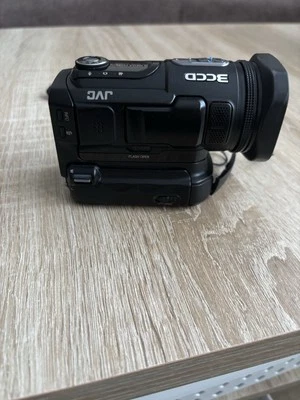 JVC 3CCD Digital Media Camera GZ-MC 500 - Bild 1 von 4