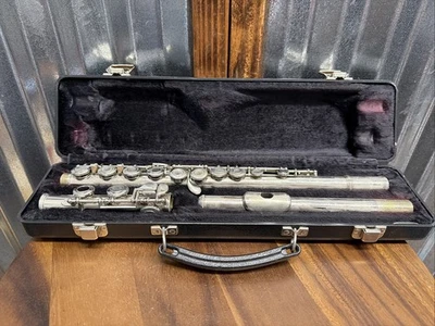 Vintage Armstrong 104N Student Flute w/ Black Hard Case - Image 1 of 4