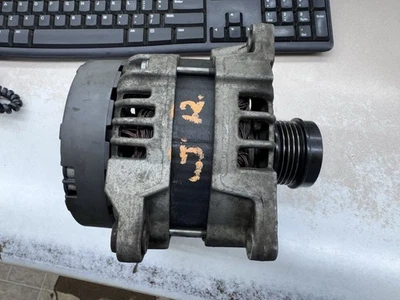 2014-2019 MERCEDES BENZ CLA 250 ALTERNATOR A0009061903 OEM - Image 1 of 3