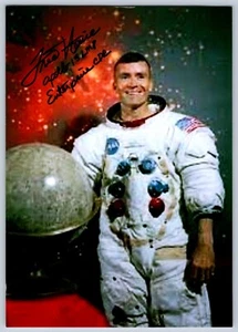 Fred Haise handsigniertes 4 x 6 Farbfoto - NASA Astronaut - Bild 1 von 2