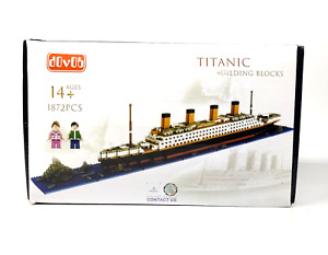 DOVOB RMS TITANIC Micro Building Blocks with 2 Mini Figures Kit 1872 pieces