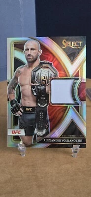 2023 Panini Select UFC Swatches Alexander Volkanovski Fighter Worn Patch - Image 1 of 2