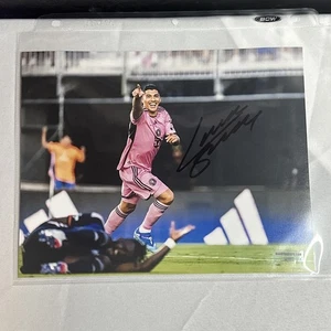 Luis Suarez - Foto firmata auto 8x10 - con certificato di autenticità - come nuova - Foto 1 di 7