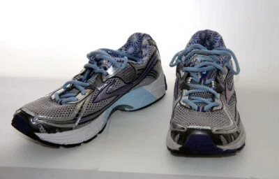Brooks Ravenna 3 Women's 9 B Blue Silver Running Shoes - Image 1 of 4