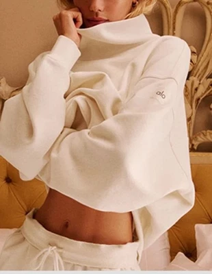 Alo Polar Fleece Hzy  XS  Ultra soft slouchy MSRP$138 off-duty model lounge - Image 1 of 2