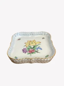 Vintage HEREND 7510 Printemp Pierced Tray , Printemps Reticulated Edge Square - Picture 1 of 6