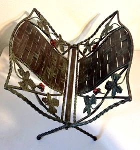 Vintage Wrought Iron Metal Leaf and Berries Folding Magazine Rack - Picture 1 of 7