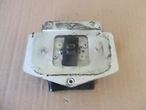 1981 - 1998 ROLLS ROYCE BENTLEY WINDOW LIFT SWITCH UB39205 - Picture 1 of 5