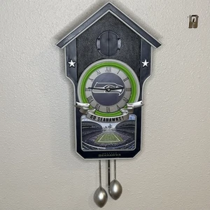 Bradford Exchange SEATTLE SEAHAWKS Kuckucksuhr. limited edition mit COA - Bild 1 von 10