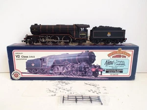 BACHMANN 31-551 V2 60800 GREEN ARROW BR BLACK IMMACULATE BOXED (OO2946) - Picture 1 of 7