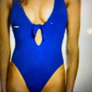 Nuevo con etiquetas Traje de baño Bikini Lab azul de una pieza. Med - Imagen 1 de 11