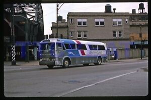 GREYHOUND BUS SLIDE: 2773 MCI IN CHICAGO (1975 ORIGINAL)