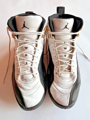 Talla 13 - Air Jordan 12 (XII) Retro Negro-Taxi Countdown Pack (2008) Usado Foto 1 de 4